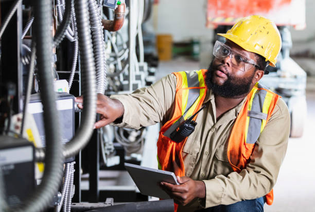 Best Affordable Emergency Electrician  in Fresno, CA
